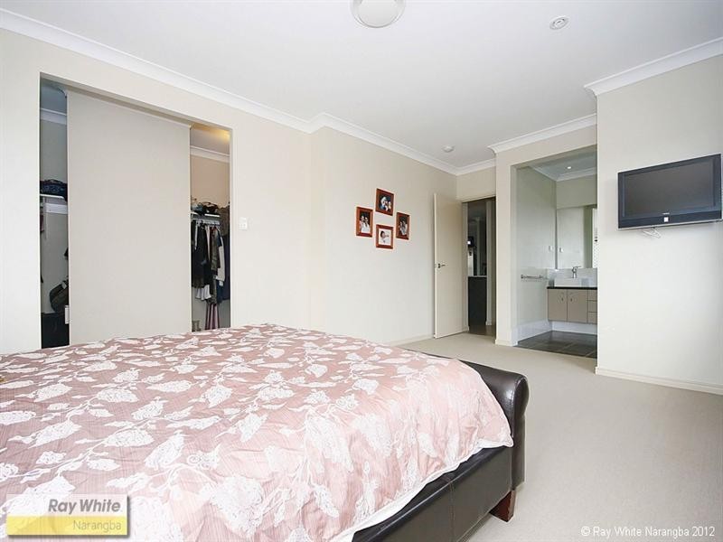 16 Seabiscuit Crescent, Kallangur QLD 4503