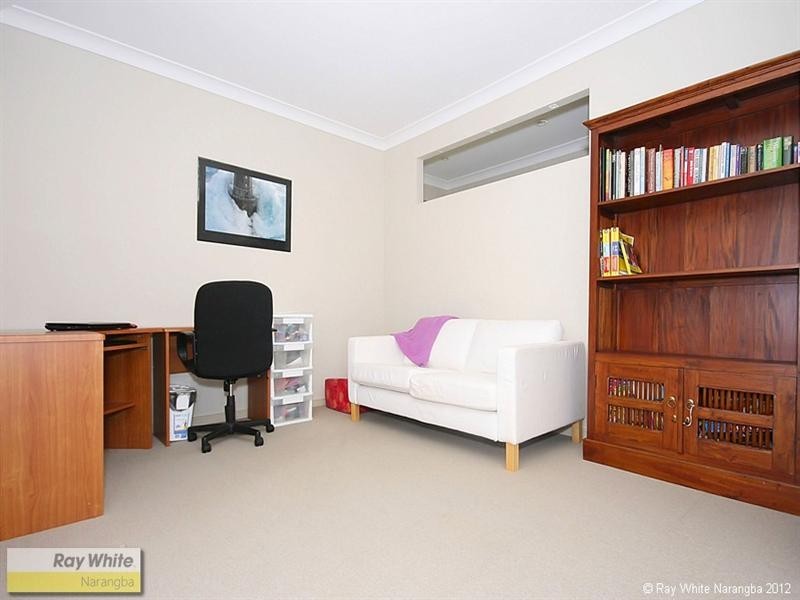 16 Seabiscuit Crescent, Kallangur QLD 4503