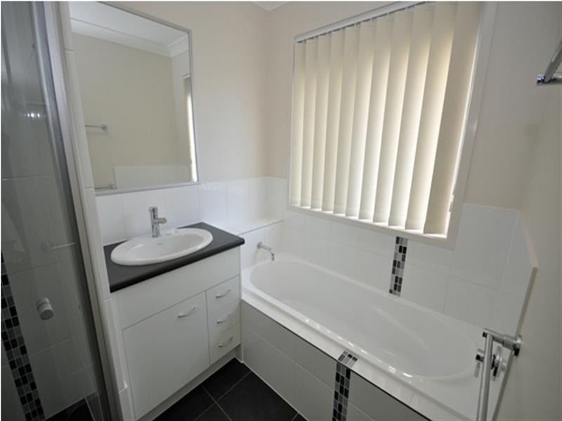 38 Tuckeroo Street, Narangba QLD 4504