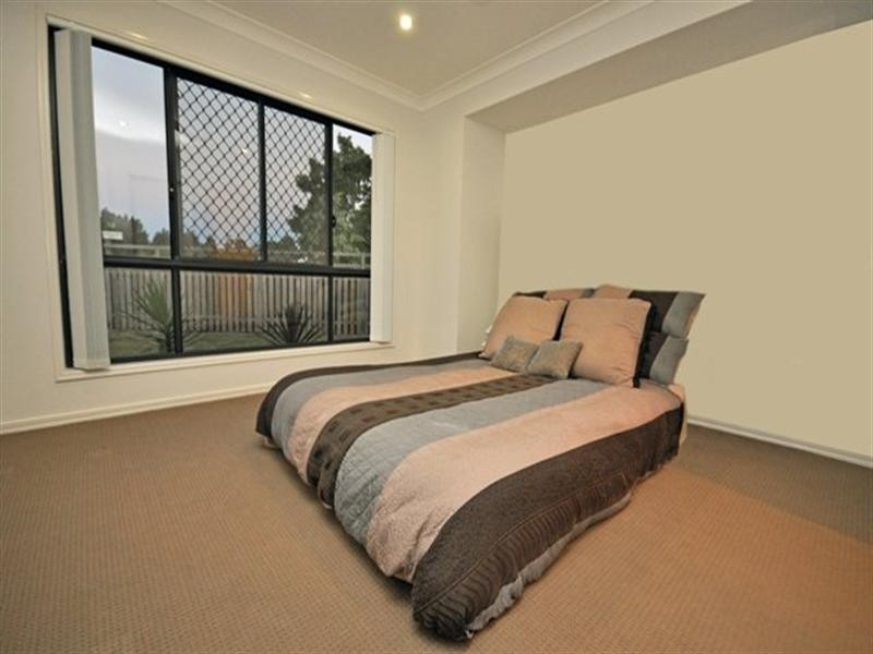 90 Central Green Drive, Narangba QLD 4504