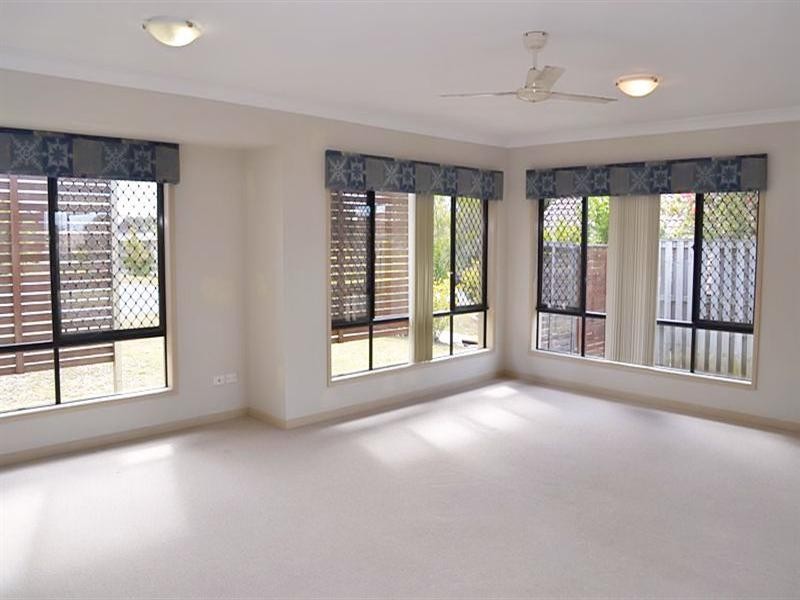 11 Tangerine Court, Narangba QLD 4504