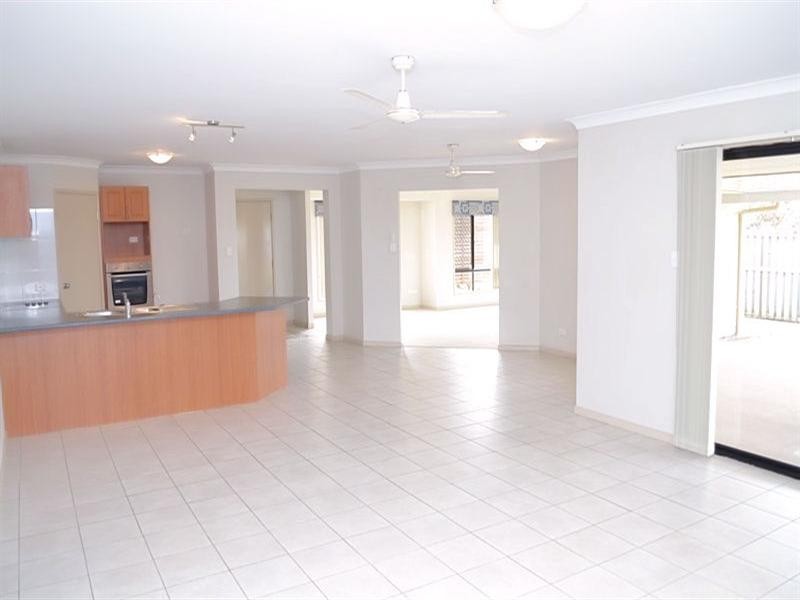 11 Tangerine Court, Narangba QLD 4504