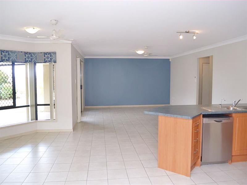 11 Tangerine Court, Narangba QLD 4504