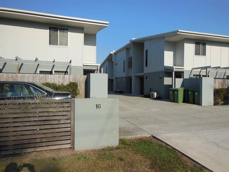 8/16 David Street, Burpengary QLD 4505