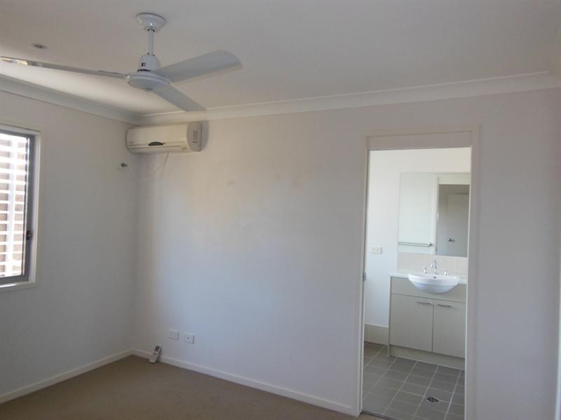 8/16 David Street, Burpengary QLD 4505