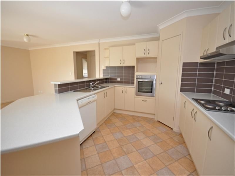 2 Melissa Place, Deception Bay QLD 4508