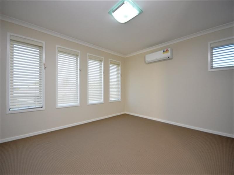 7 Native Close, Narangba QLD 4504