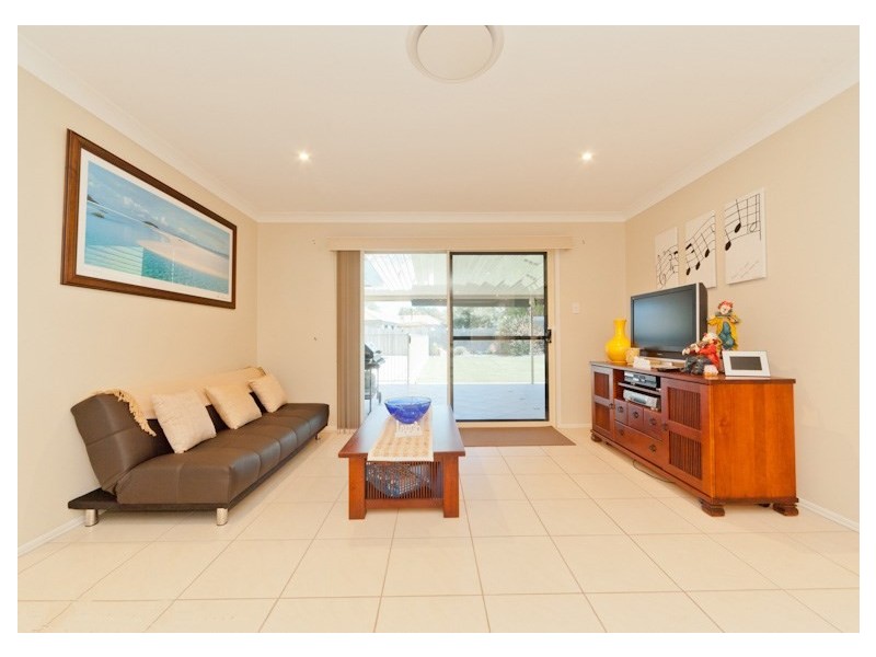 17 Beatrice Place, Burpengary QLD 4505