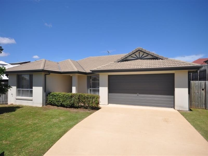 3 Grange Court, Narangba QLD 4504