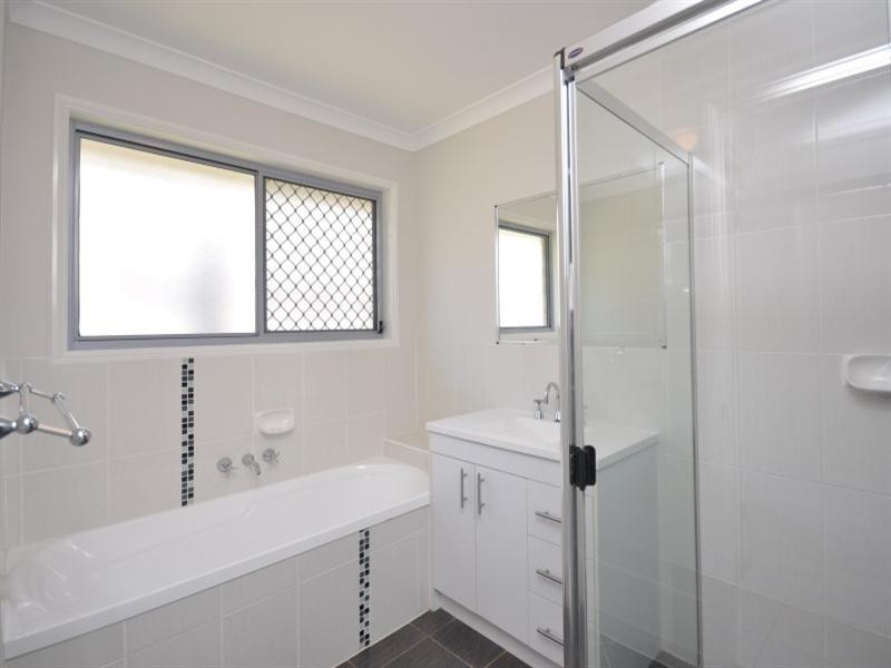3 Grange Court, Narangba QLD 4504