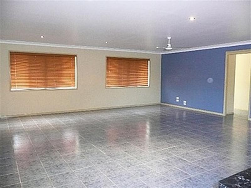 17 Piccabeen Court, Narangba QLD 4504