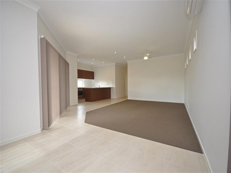 7 Braxlaw Crescent, Dakabin QLD 4503