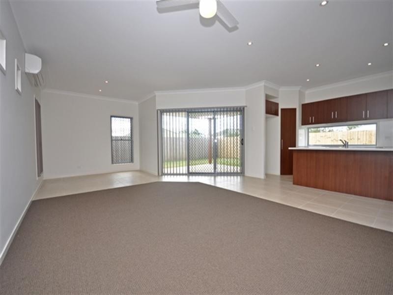 7 Braxlaw Crescent, Dakabin QLD 4503