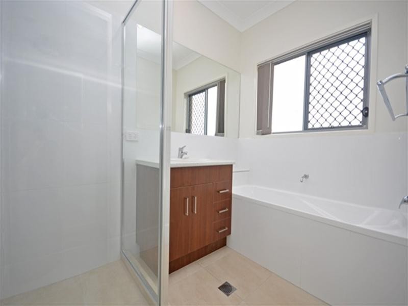 7 Braxlaw Crescent, Dakabin QLD 4503