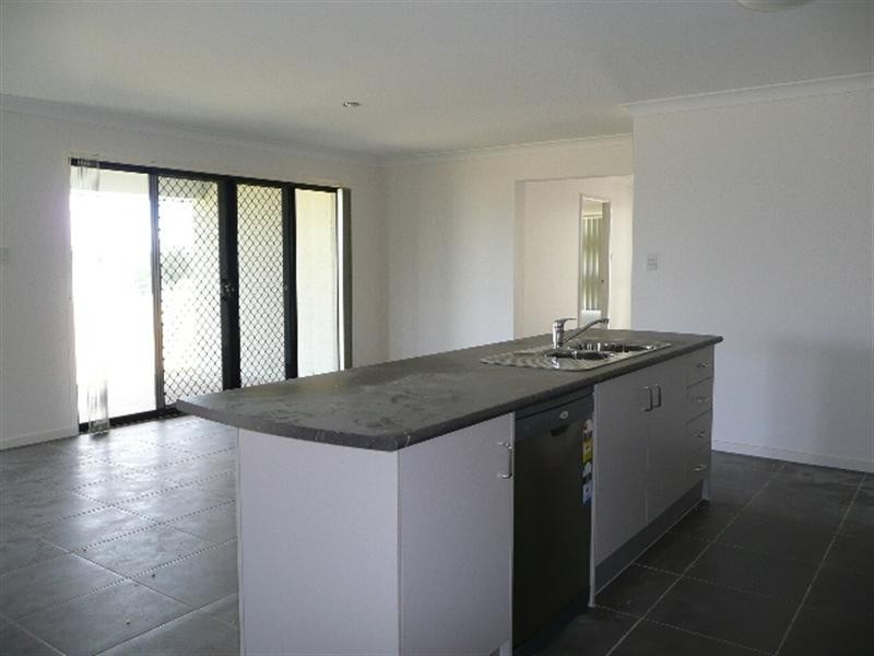 16 Lilly Anna Lane, Narangba QLD 4504