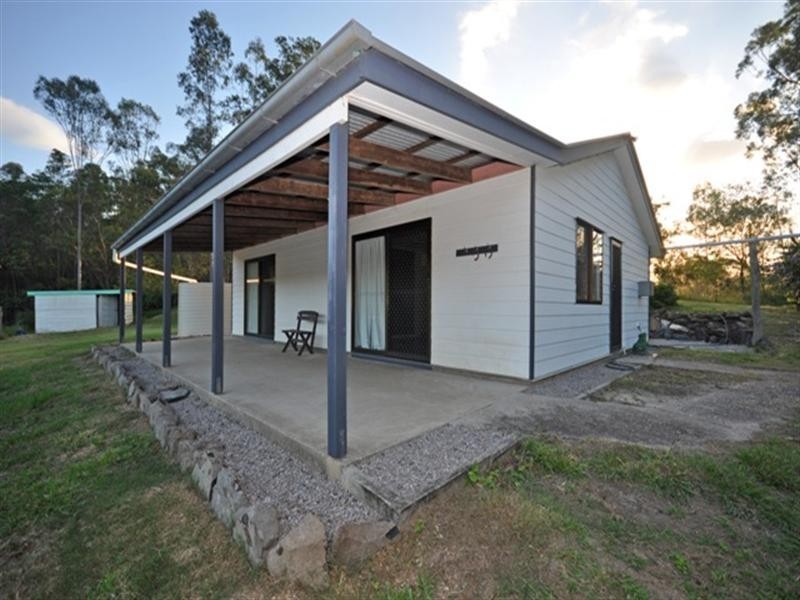 37 Smiths Road North, Kurwongbah QLD 4503