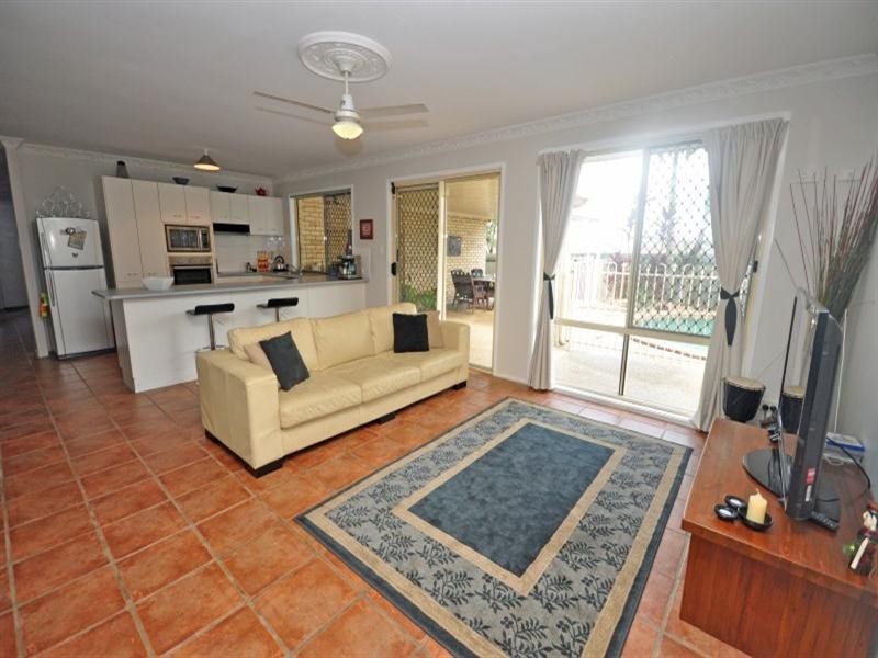 3 Jambola Court, Narangba QLD 4504