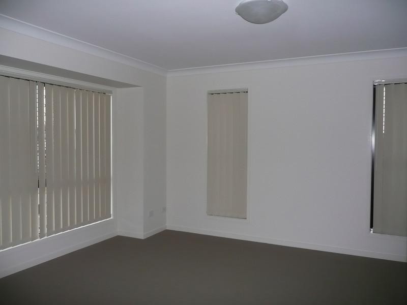 6 Valleyview Street, Narangba QLD 4504