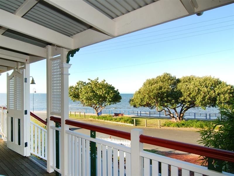 5 Esplanade, Deception Bay QLD 4508