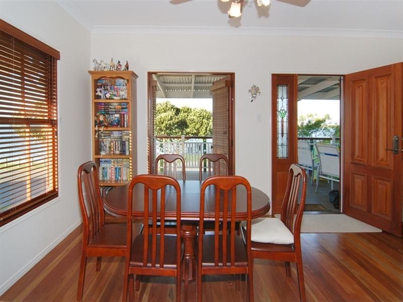 5 Esplanade, Deception Bay QLD 4508