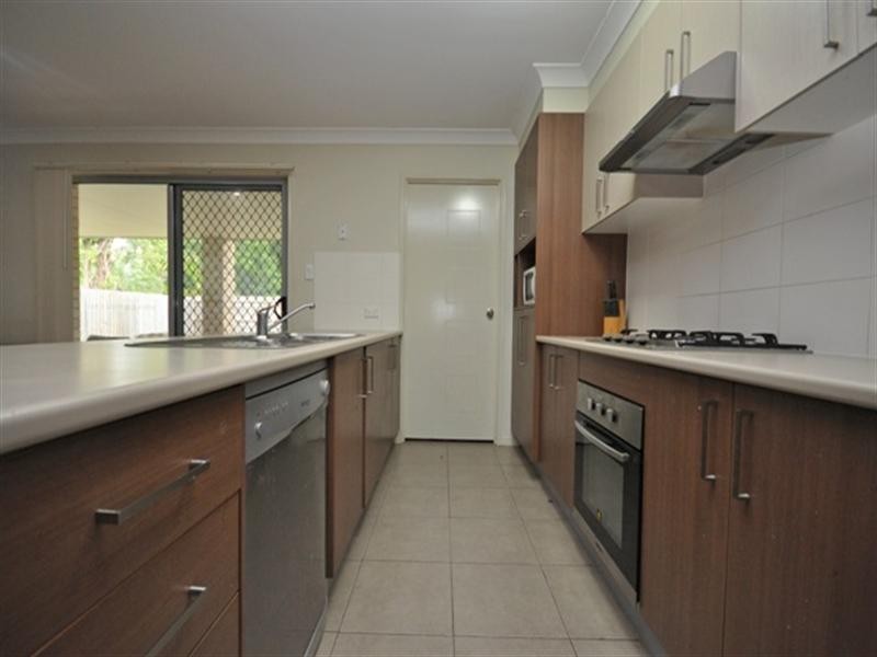 9 Thistledome Street, Morayfield QLD 4506