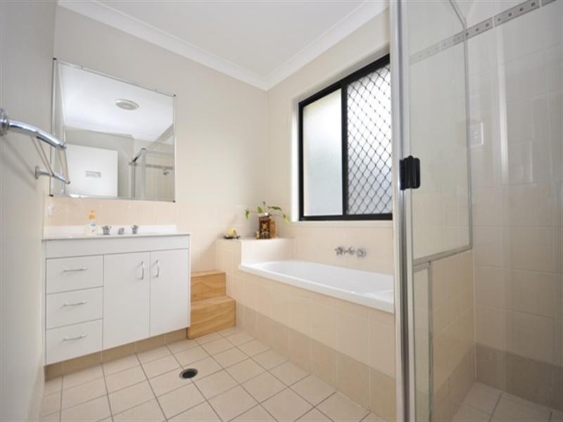 28 Aretha Lane, Narangba QLD 4504