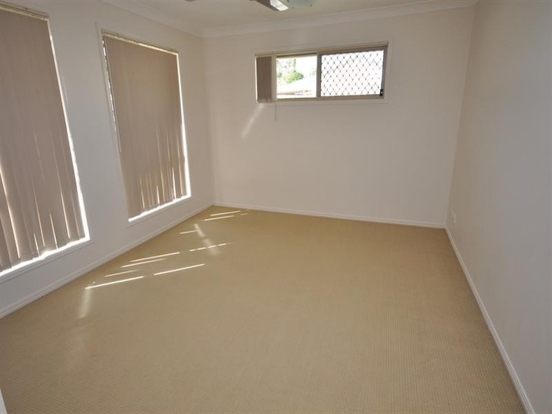 9 Desmond Street, Narangba QLD 4504