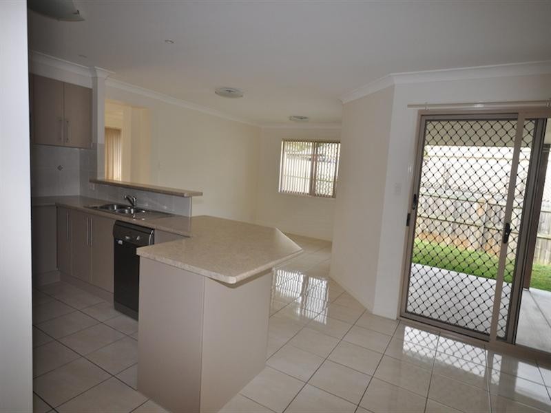9 Desmond Street, Narangba QLD 4504