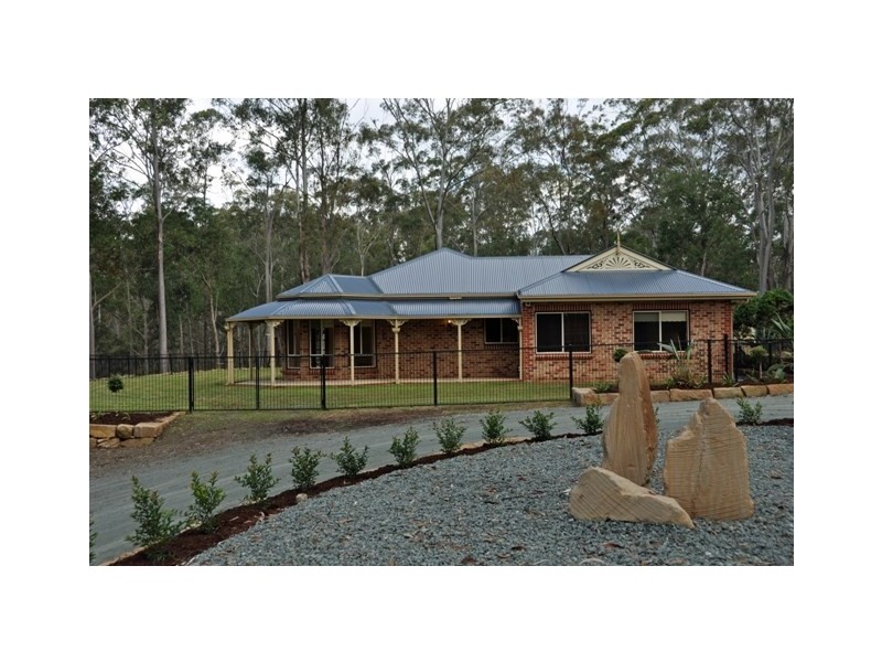 2 Smiths Rd South, Kurwongbah QLD 4503