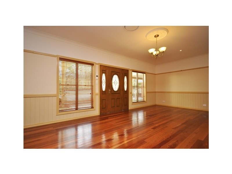 2 Smiths Rd South, Kurwongbah QLD 4503