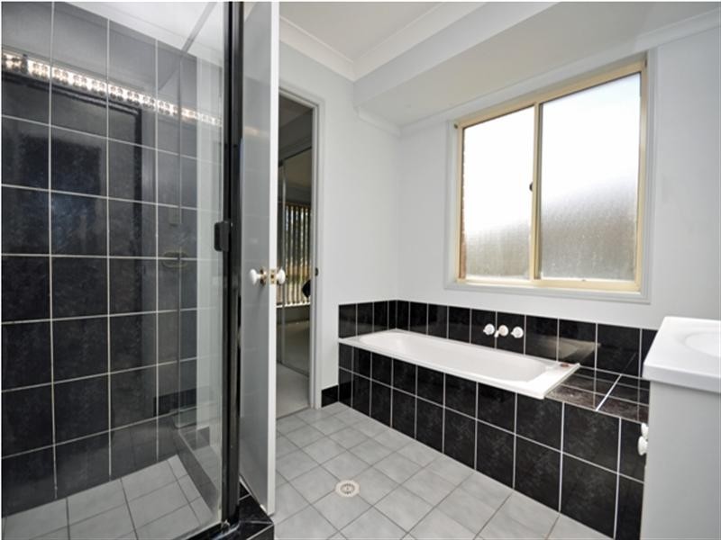 52 Hickory Drive, Narangba QLD 4504