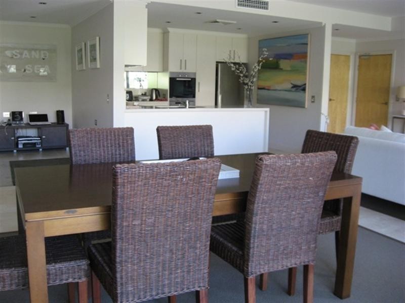 1074-1076 Barrenjoey Road, Palm Beach NSW 2108