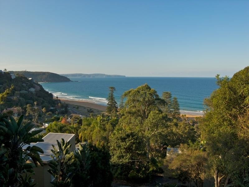 2a Livistona Lane, Palm Beach NSW 2108