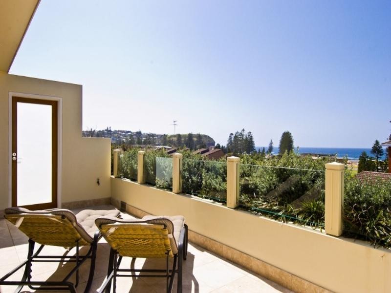 2/19 Darley Street, Mona Vale NSW 2103