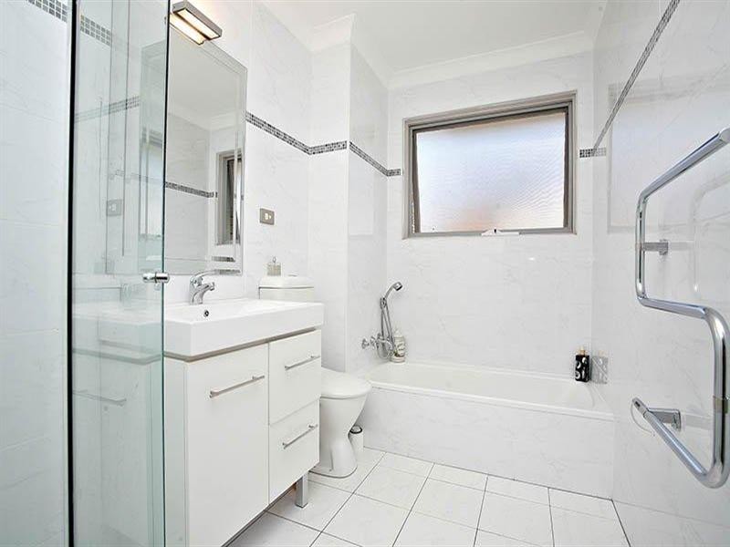 15/6 Queens Parade, Newport NSW 2106