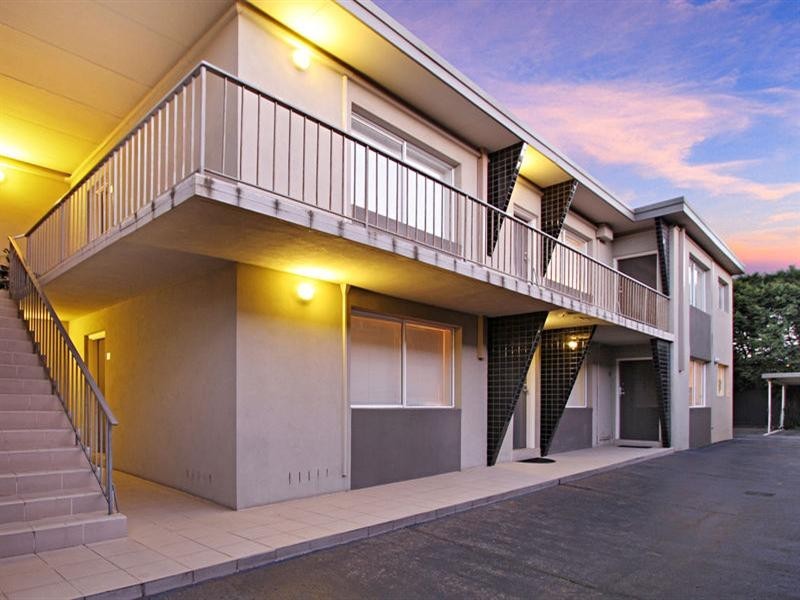 4/15 Sydney Street, Murrumbeena VIC 3163