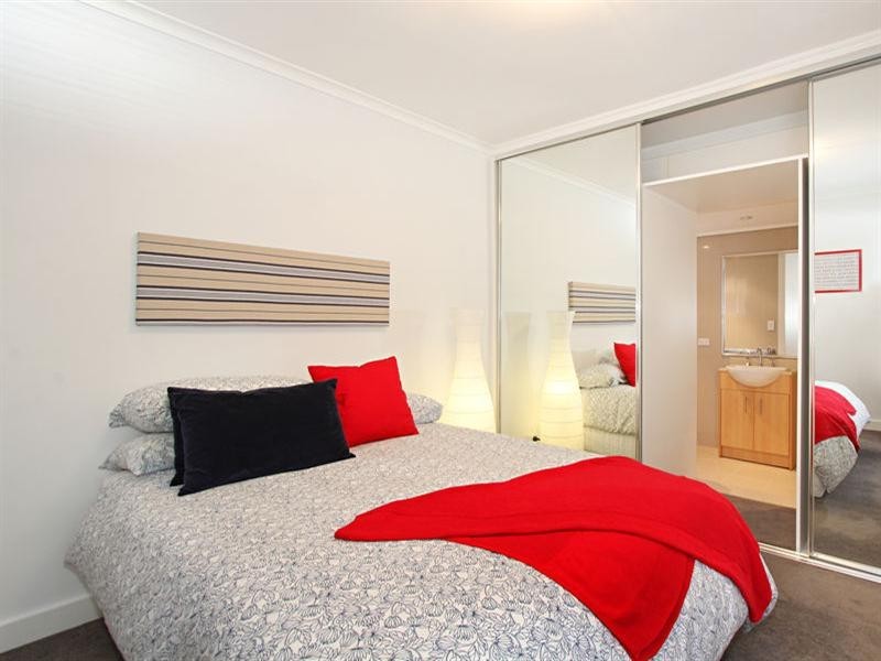 4/15 Sydney Street, Murrumbeena VIC 3163