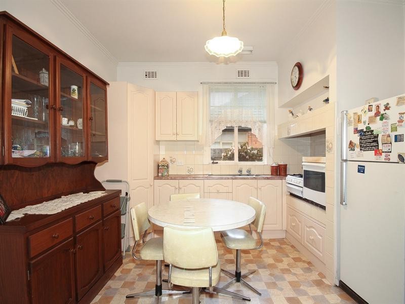 10 Ricourt Avenue, Murrumbeena VIC 3163