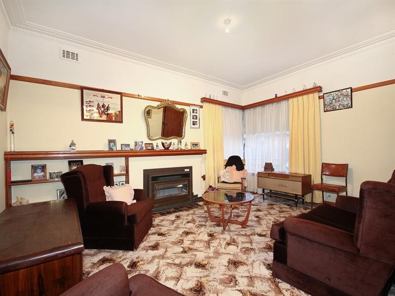 10 Ricourt Avenue, Murrumbeena VIC 3163