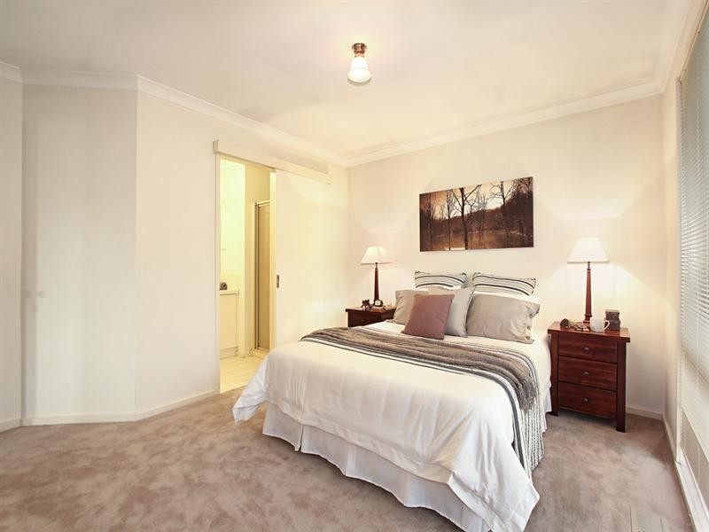 2/73 Bignell Road, Bentleigh East VIC 3165