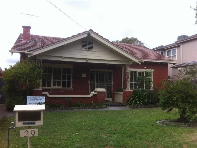 29 Fitzgibbon Crescent, Caulfield North VIC 3161