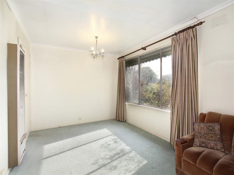 28 Rosstown Road, Carnegie VIC 3163