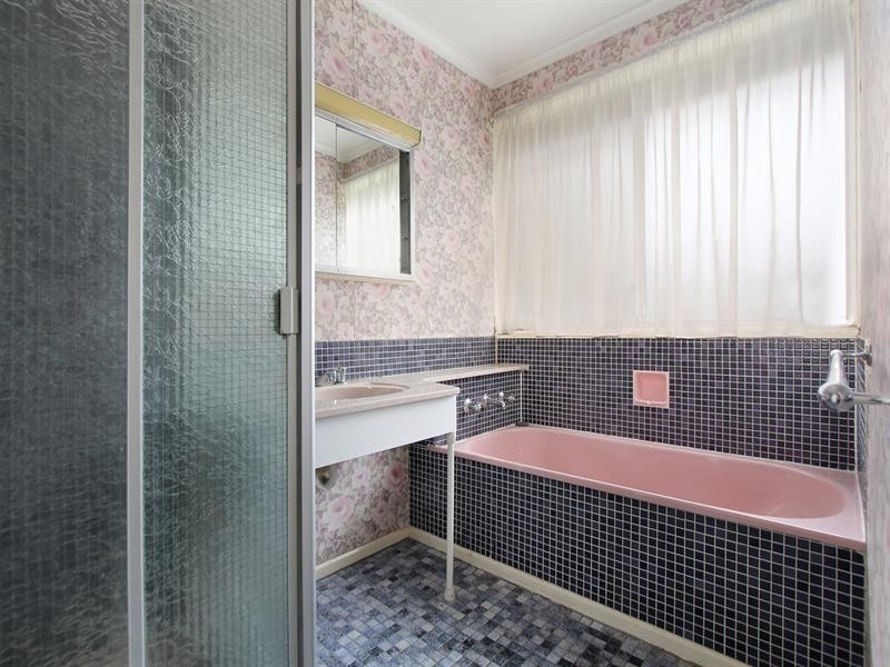 28 Rosstown Road, Carnegie VIC 3163