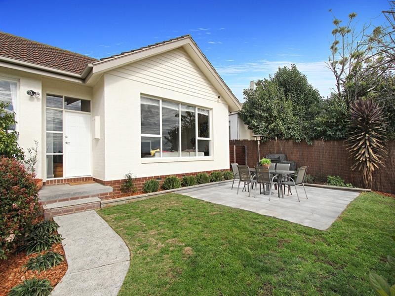 22 Railway Avenue, Ashwood VIC 3147
