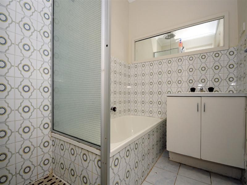 4/39 Coorigil Road, Carnegie VIC 3163