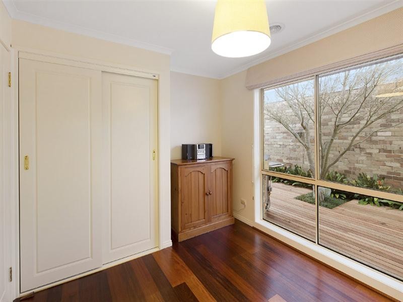 2/1 Moray Street, Bentleigh East VIC 3165