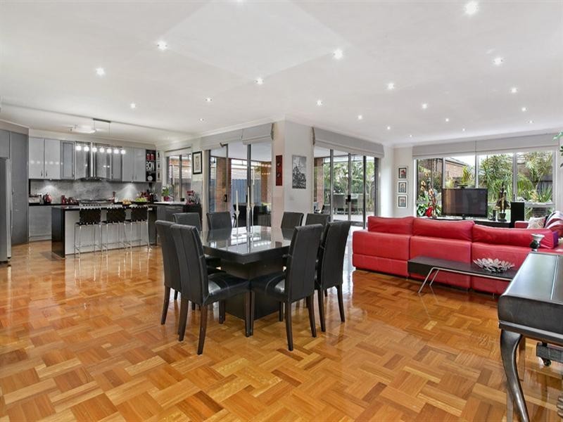 24 Browns Road, Bentleigh East VIC 3165