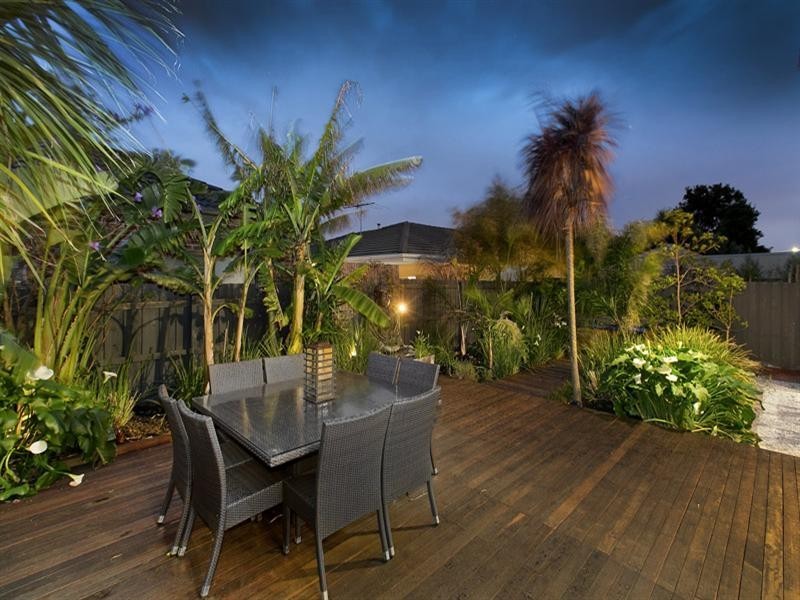 24 Browns Road, Bentleigh East VIC 3165