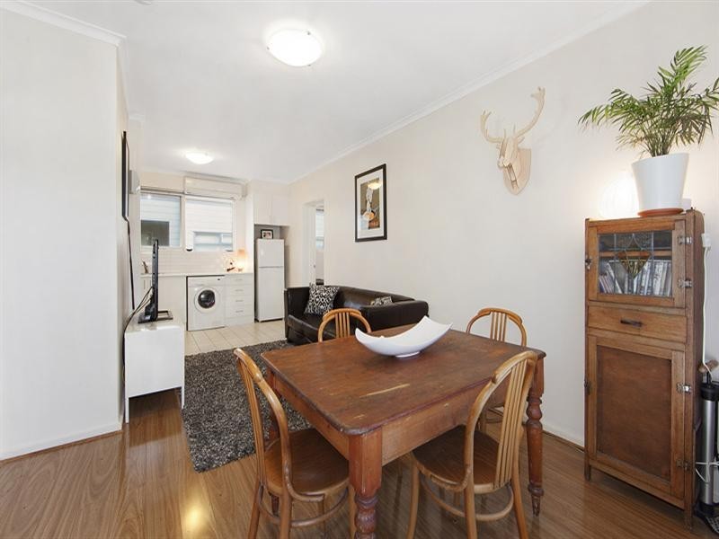 9/11 Maroona Road, Carnegie VIC 3163