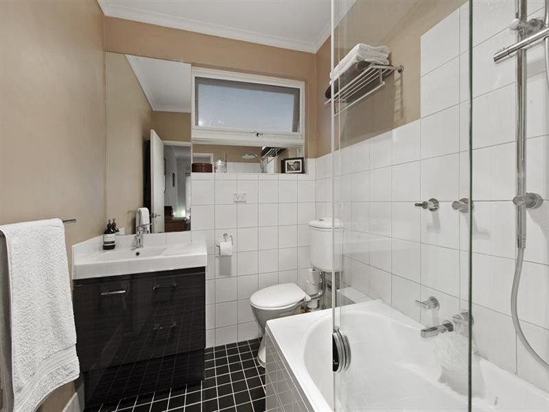 9/11 Maroona Road, Carnegie VIC 3163